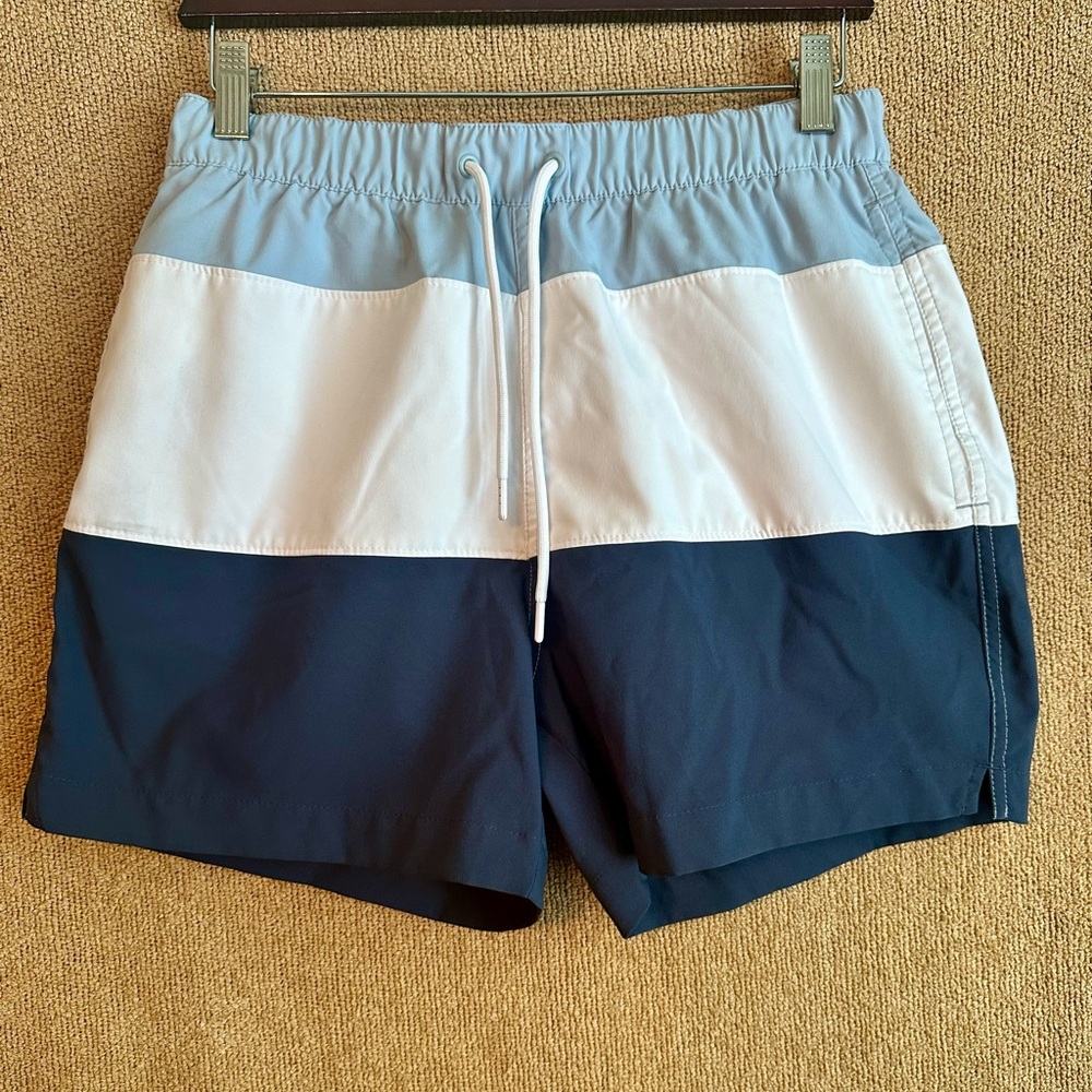 Abercrombie & Fitch Pull-on Swim shorts size Small